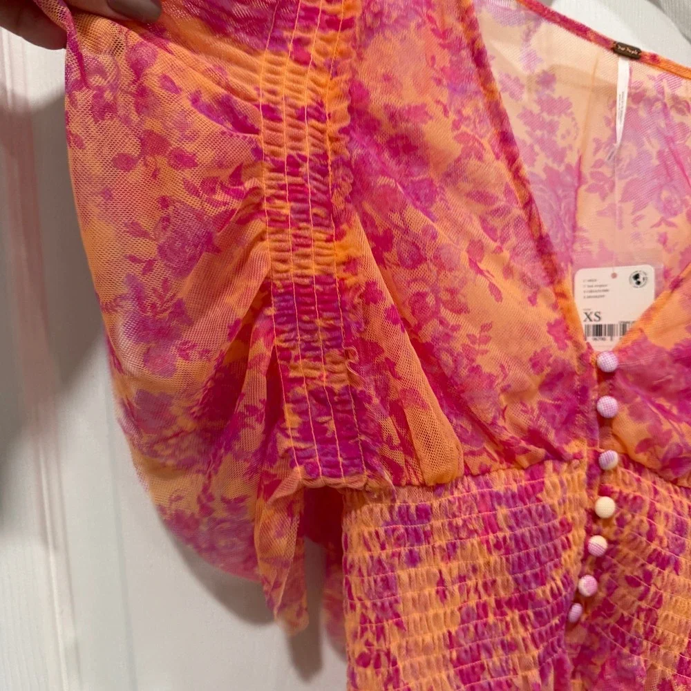 Free People XS Top Floral Print‎ Ruffle Sleeve Smocked Blouse Orange Pink